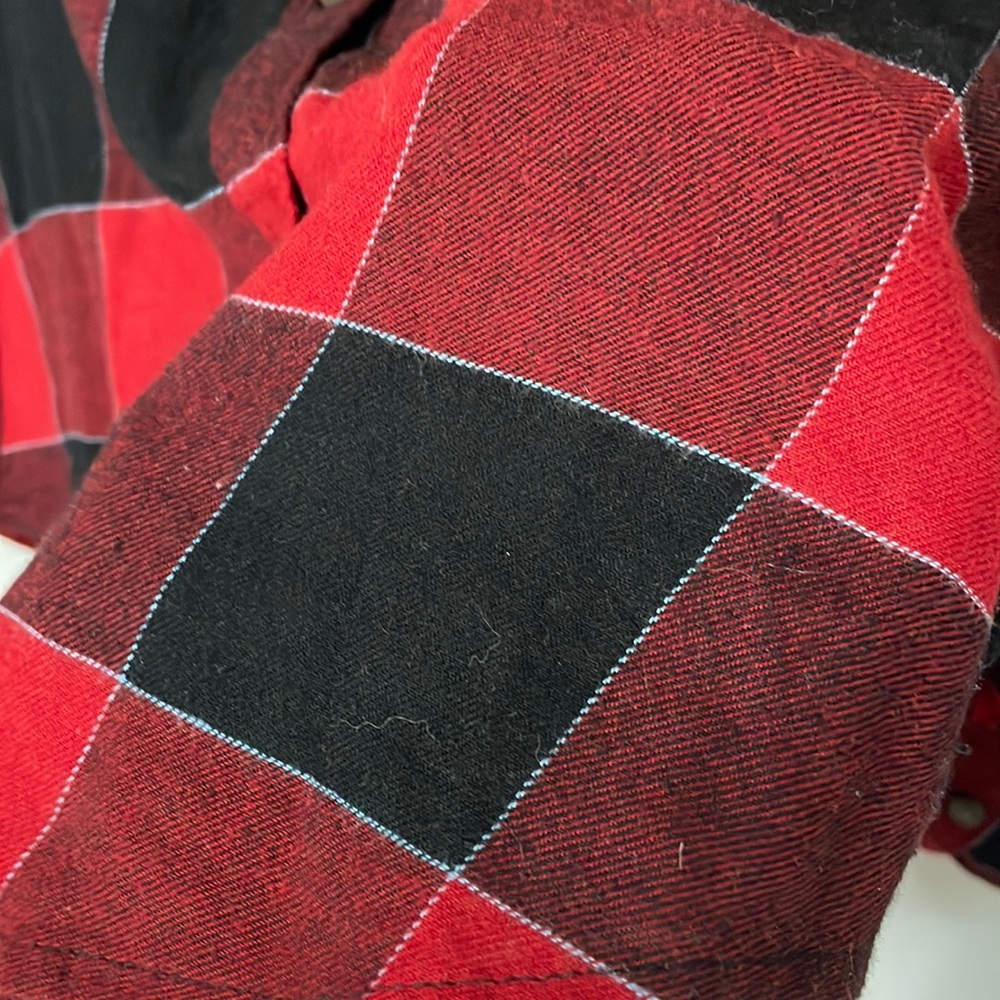 Abercrombie & Fitch Red and Black Plaid Flannel - Picture 3 of 9